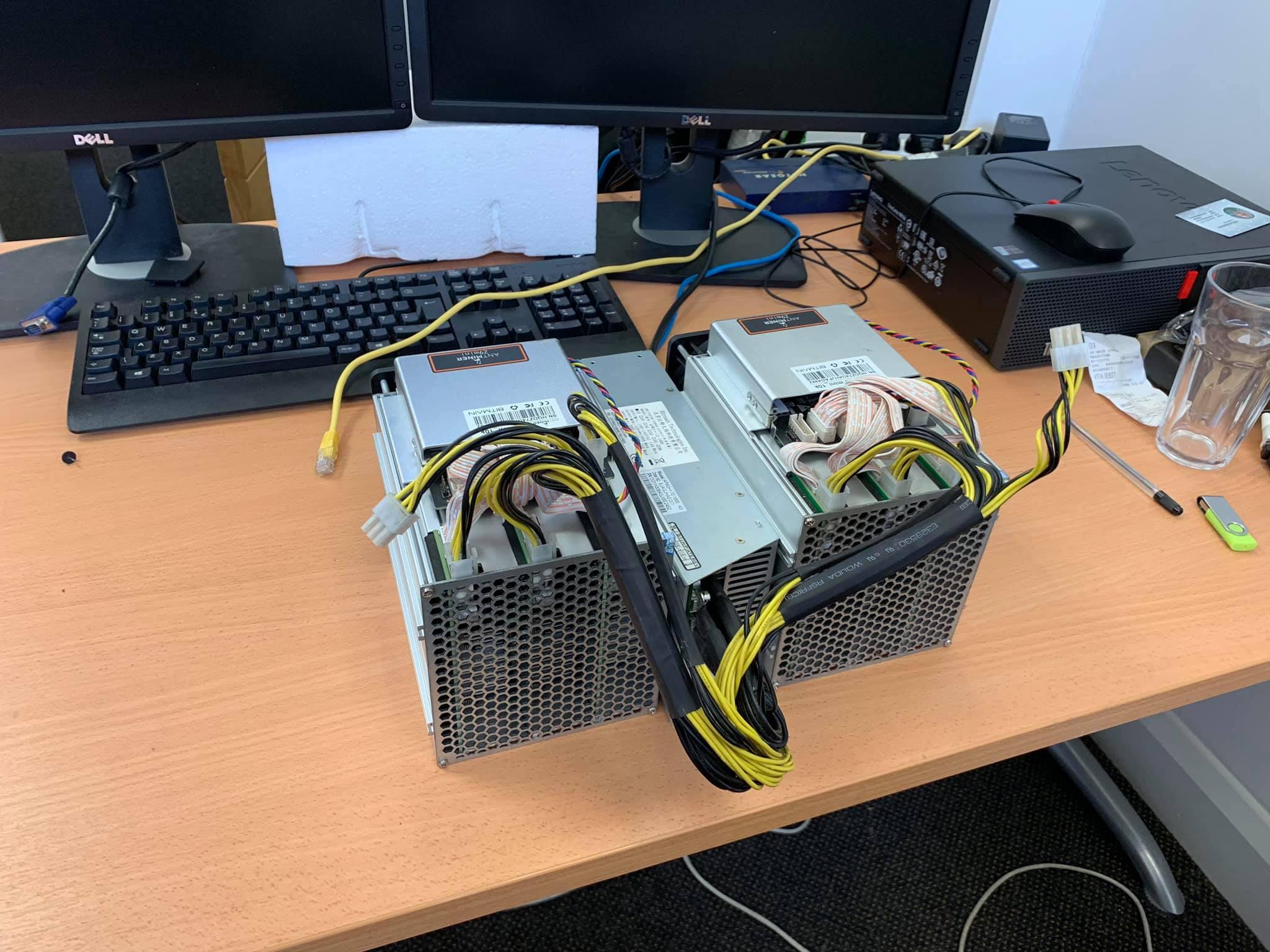 mani 2 Z9Mini mainerīši